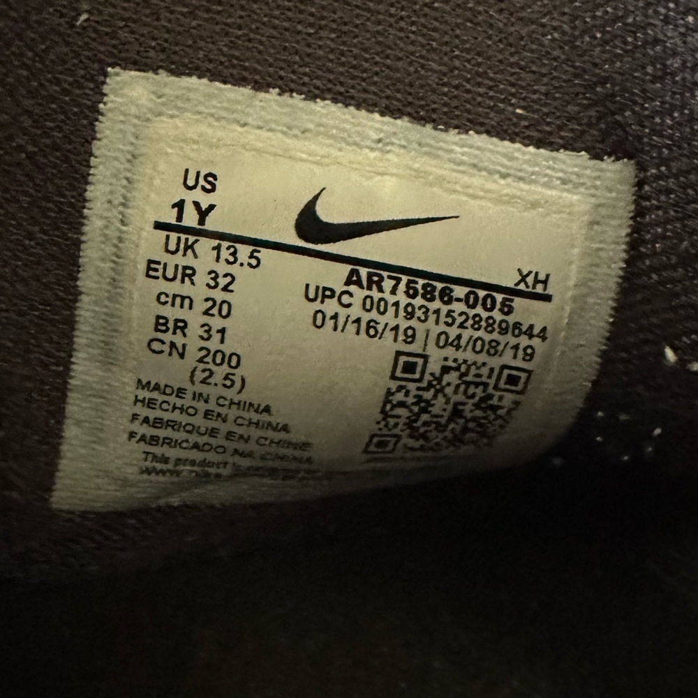 Nike Lebron Soldier 13 GS 'Black Bleached Coral' Youth Sneakers - Picture 11 of 11